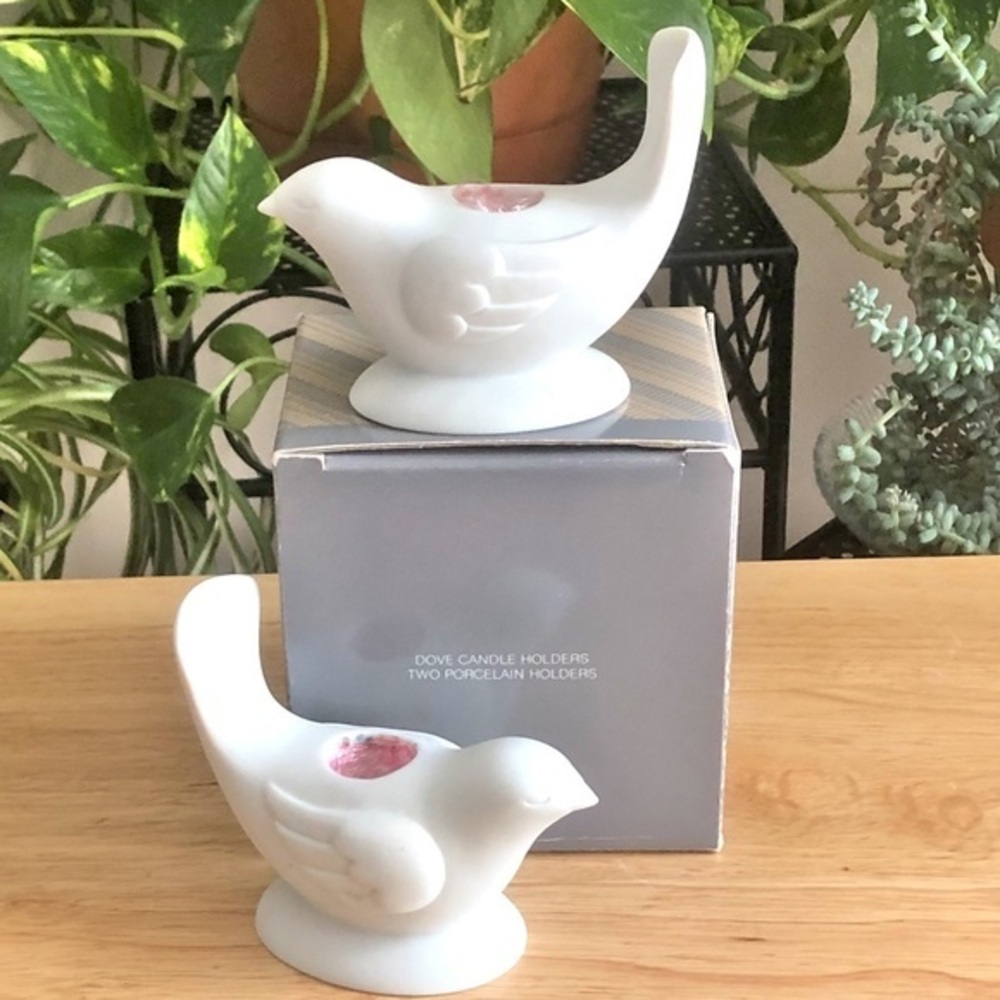 Avon Vtg 80s White Dove Tapered Candle Holders Bisque Porcelain Made in Taiwan